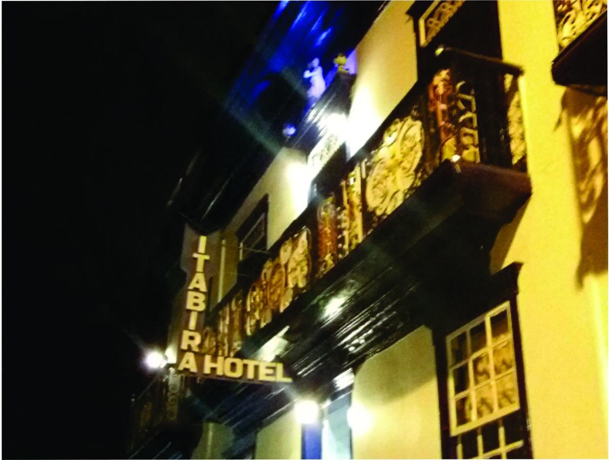 Hotel Itabira Bagian luar foto