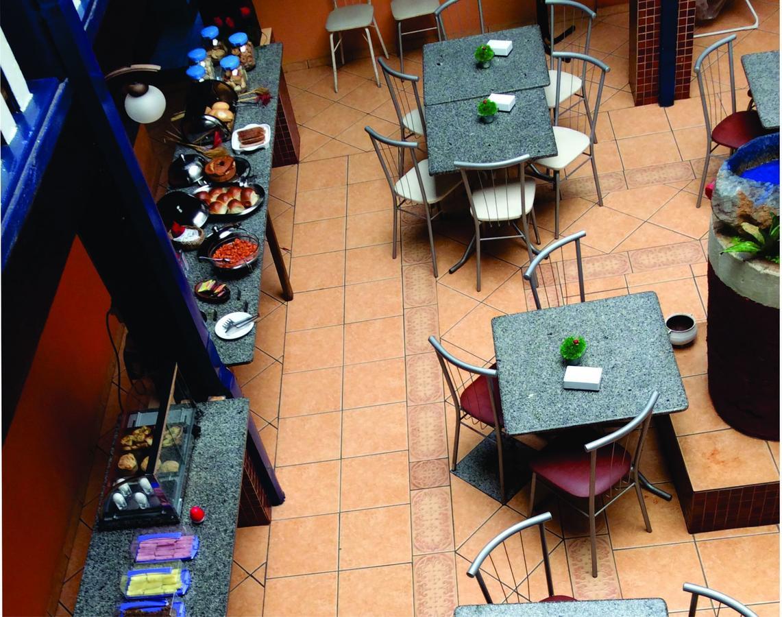 Hotel Itabira Bagian luar foto
