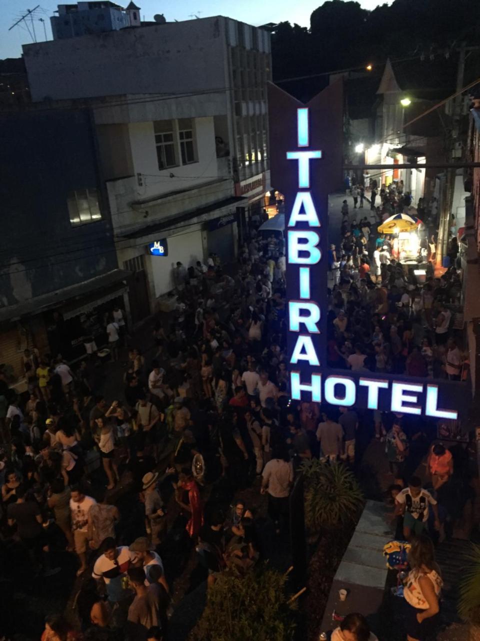 Hotel Itabira Bagian luar foto